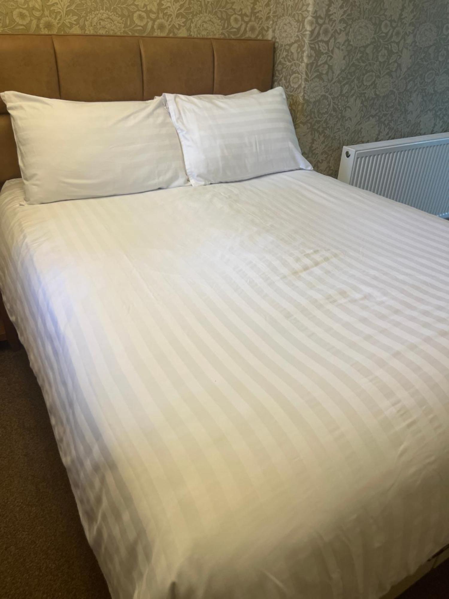 スターリング ラヴェンズウッド ゲスト ハウス Bed & Breakfast エクステリア 写真